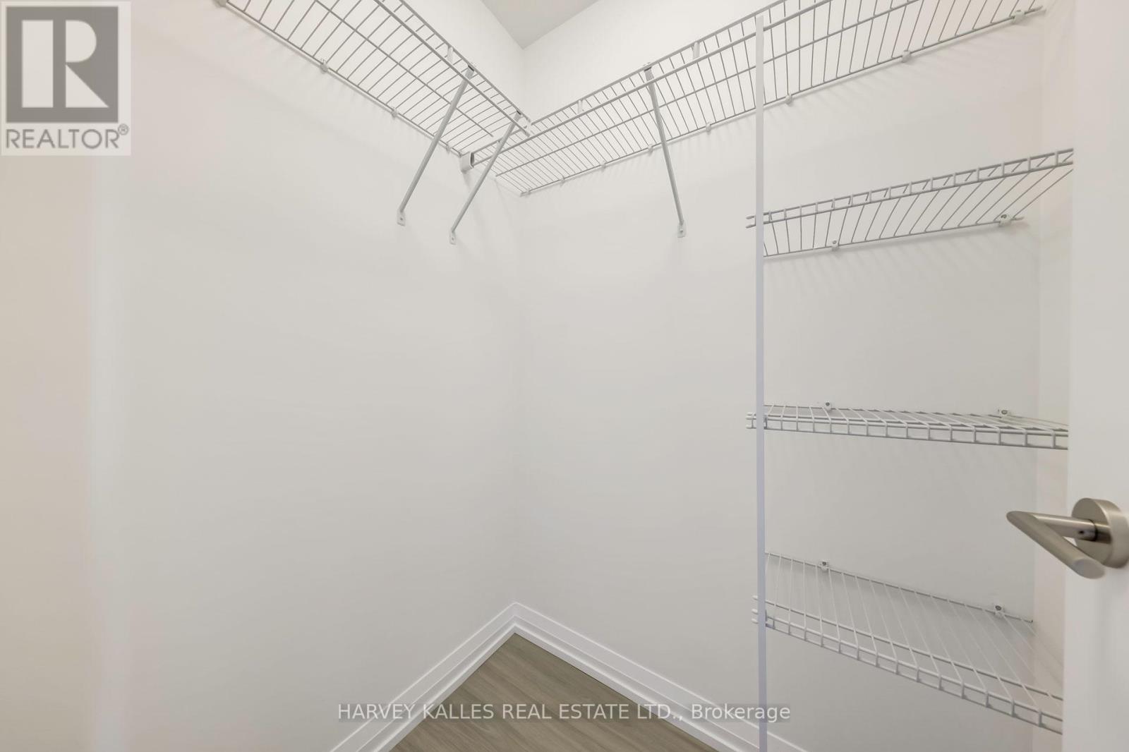 Photo 11 of Ph 03 25 Holly Street, Toronto ON