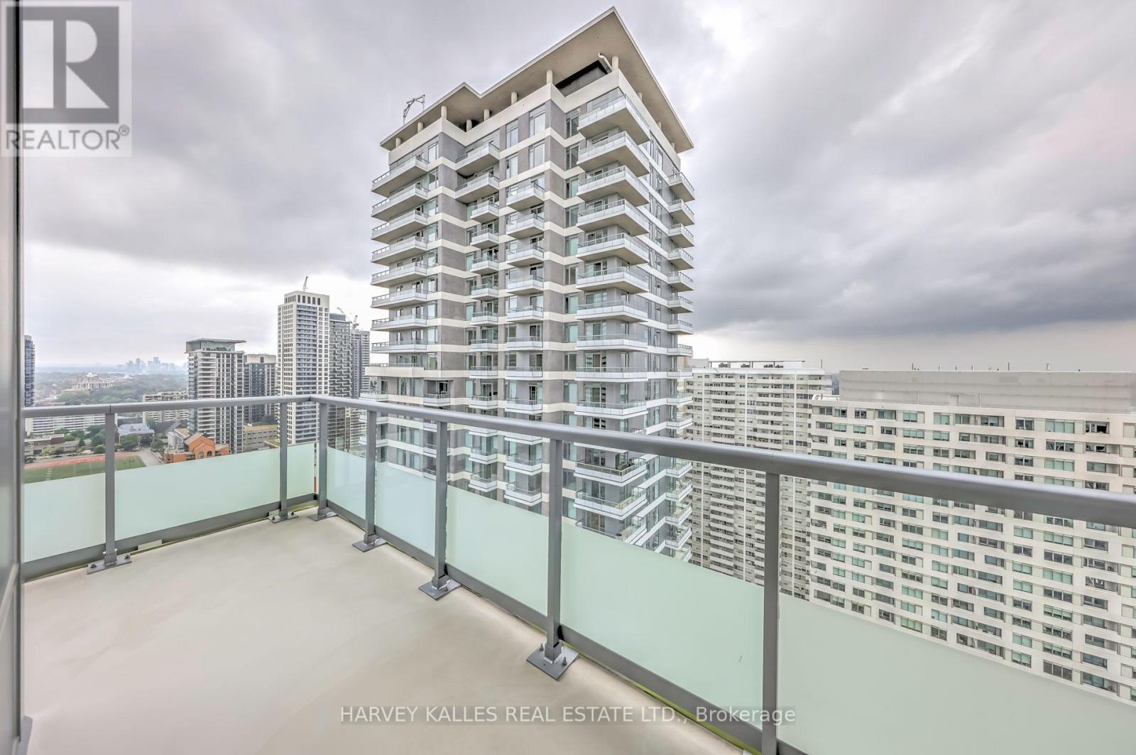 Photo 12 of Ph 03 25 Holly Street, Toronto ON