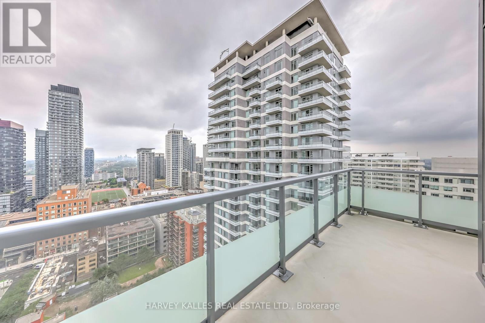 Photo 22 of Ph 03 25 Holly Street, Toronto ON