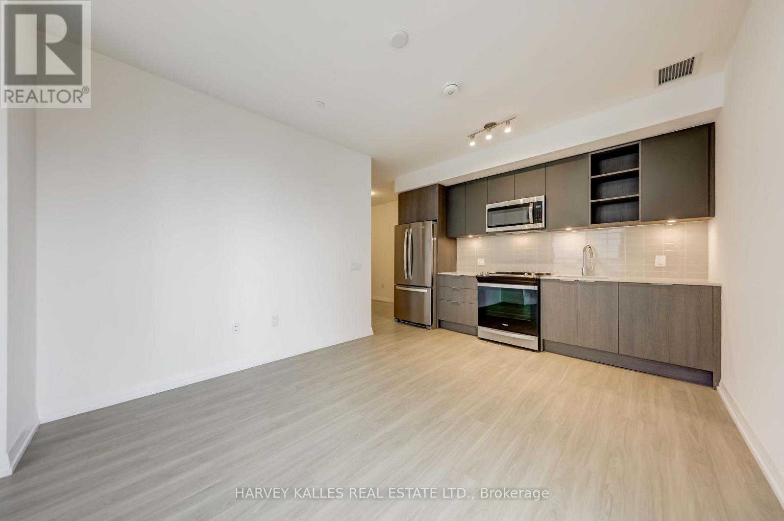 Photo 27 of Ph 03 25 Holly Street, Toronto ON