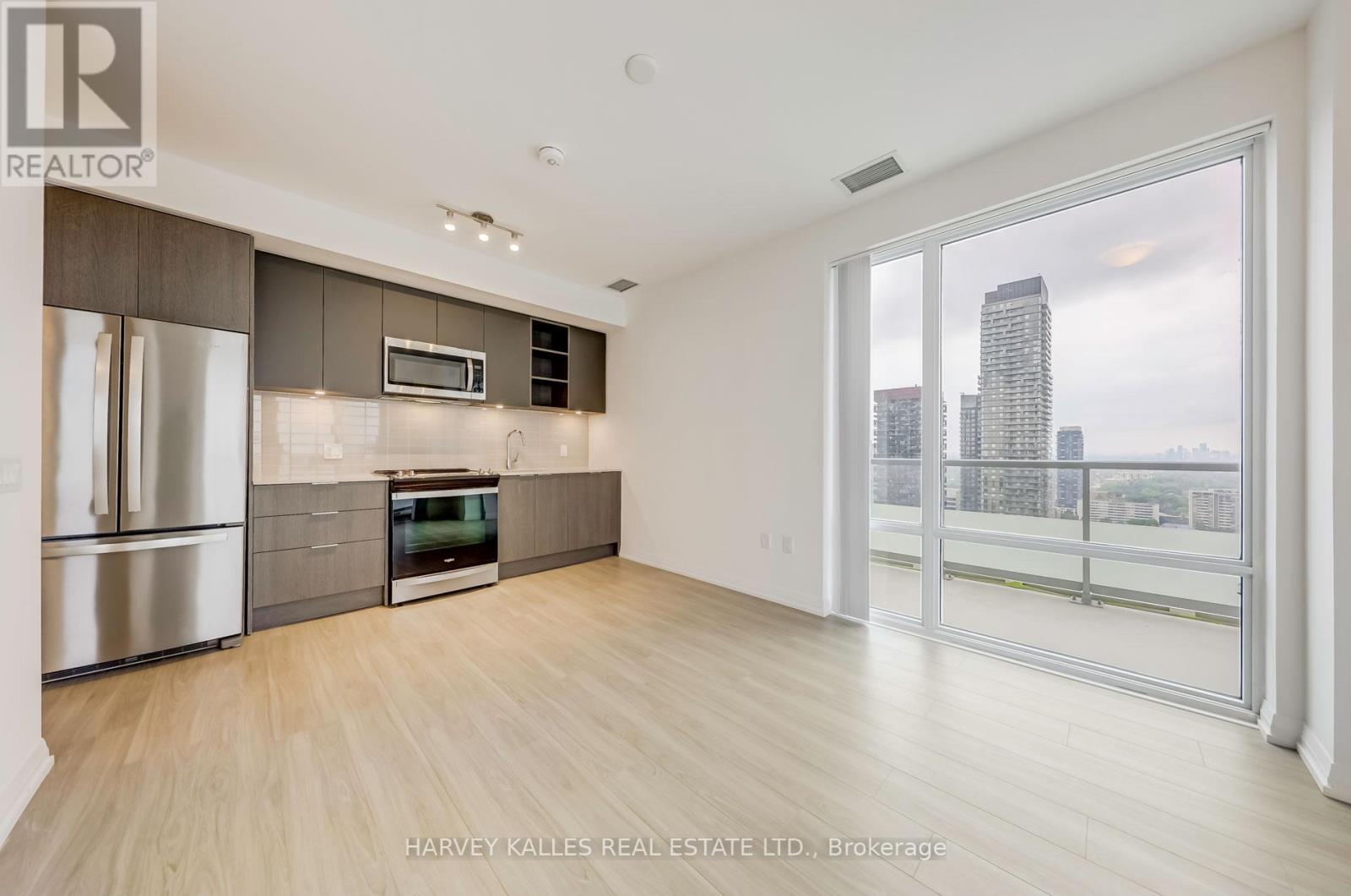 Photo 17 of Ph 03 25 Holly Street, Toronto ON