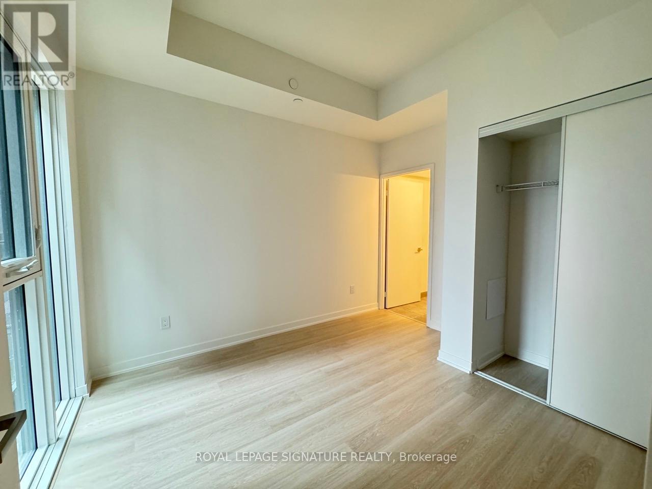Photo 2 of 519 500 Wilson Avenue, Toronto ON