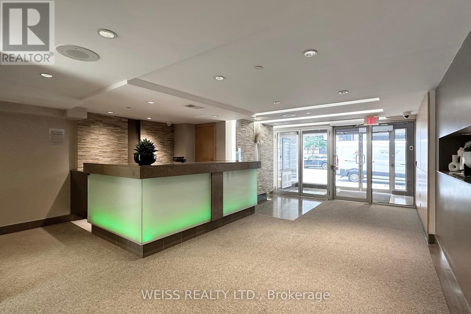 Photo 3 of 1101 220 Victoria Street, Toronto ON