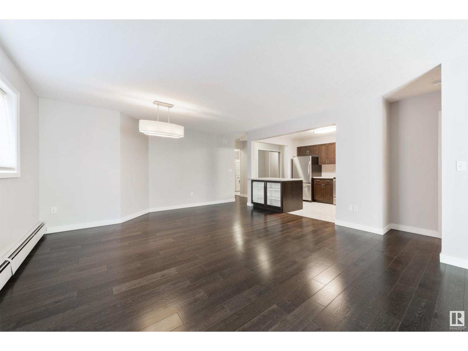 Photo 13 of 305 7725 108 St Nw, Edmonton AB