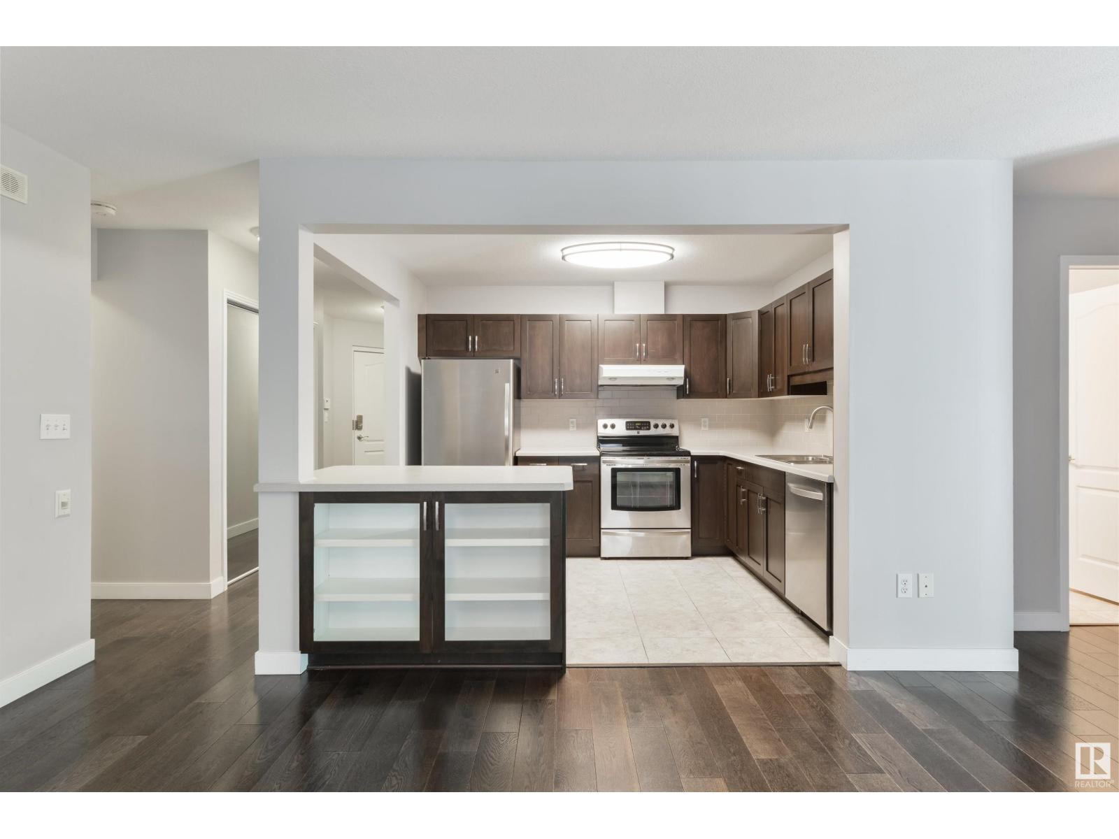Photo 7 of 305 7725 108 St Nw, Edmonton AB