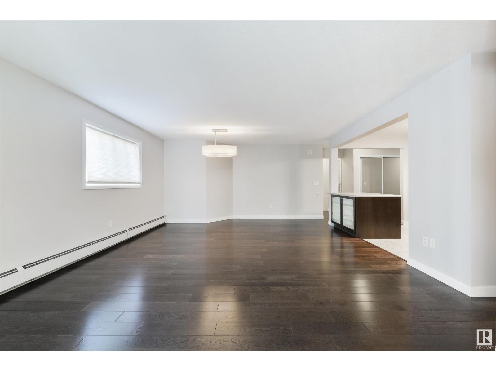 Photo 12 of 305 7725 108 St Nw, Edmonton AB