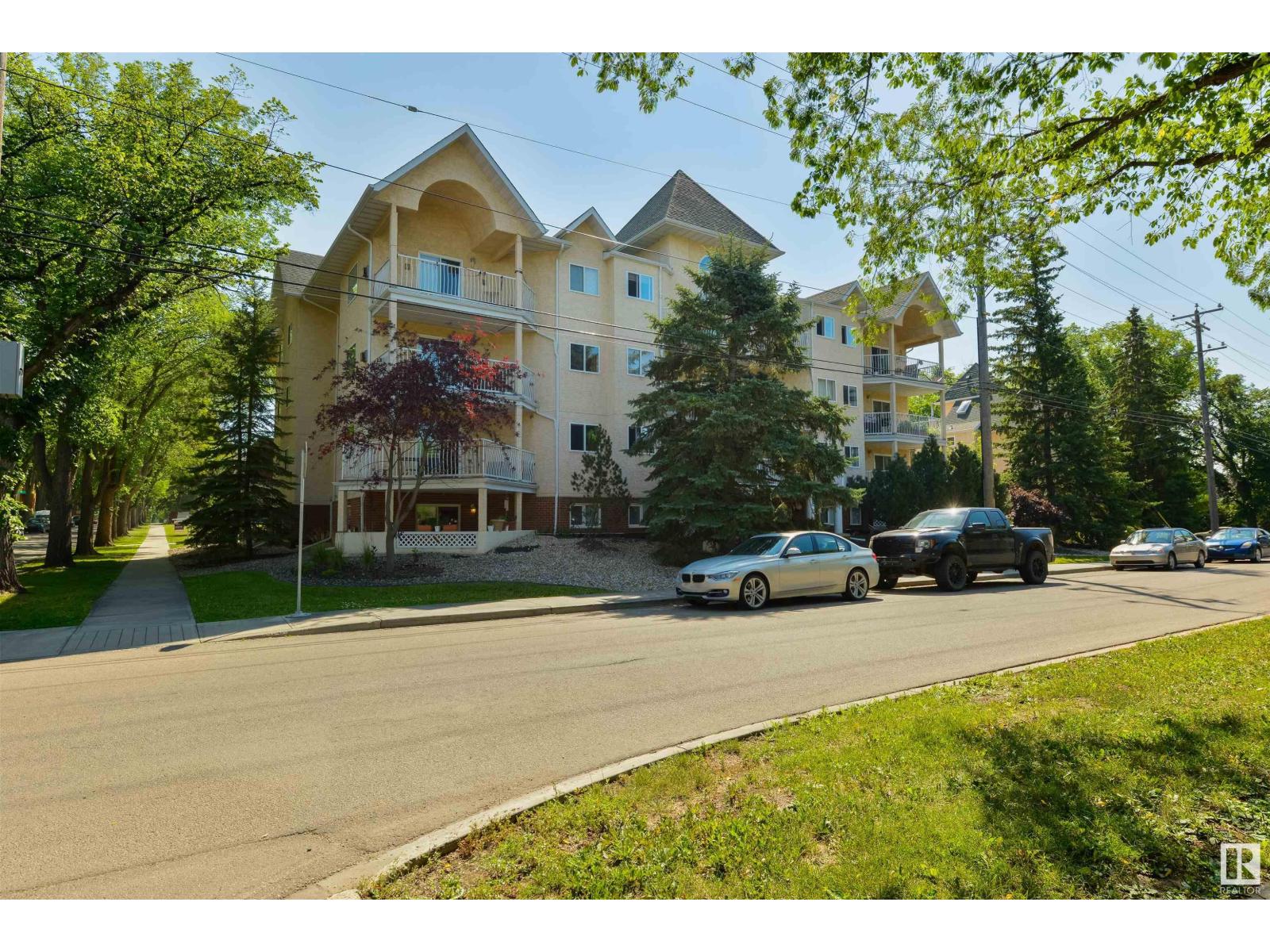 Photo 3 of 305 7725 108 St Nw, Edmonton AB