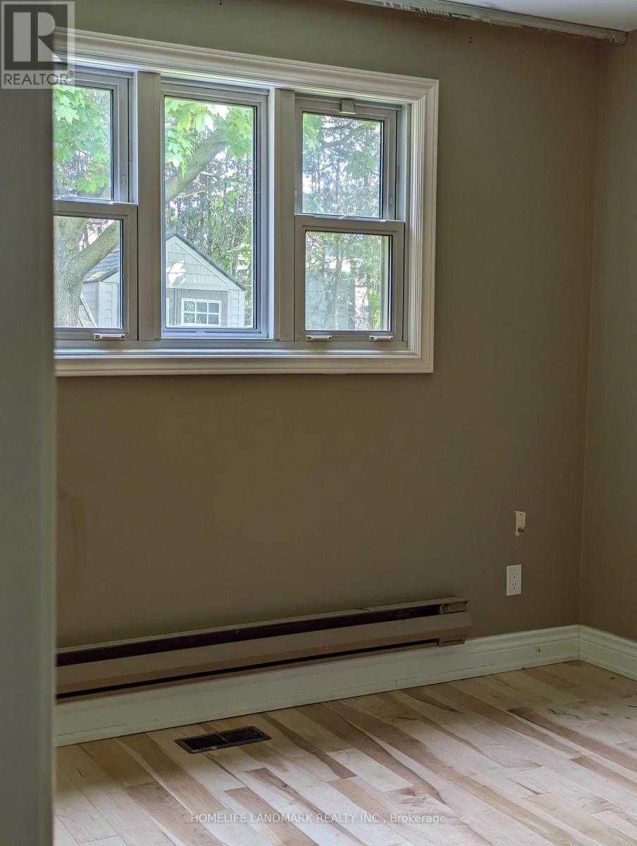 Photo 6 of 168 Lynnbrook Lower Level Drive, Toronto ON
