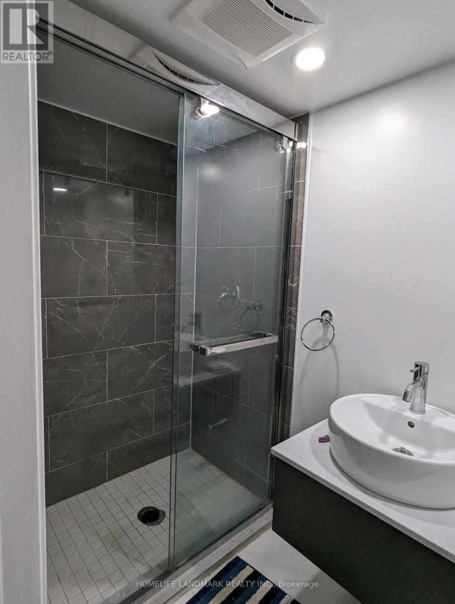 Photo 3 of 168 Lynnbrook Lower Level Drive, Toronto ON