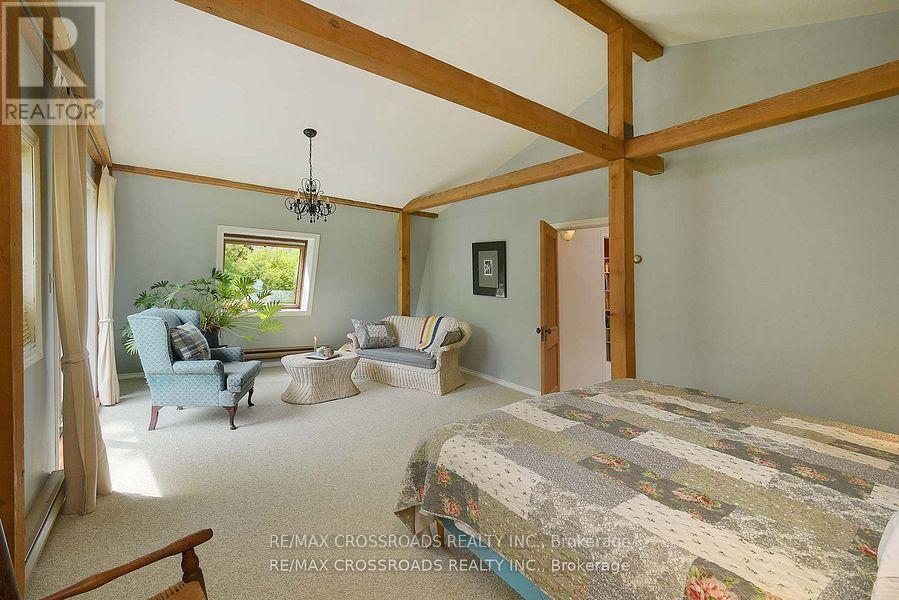 Photo 10 of 5 Shepherd Road, Whitby ON
