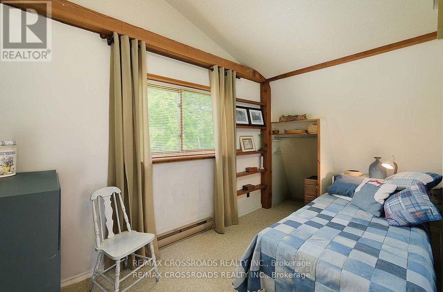 Photo 34 of 5 Shepherd Road, Whitby ON
