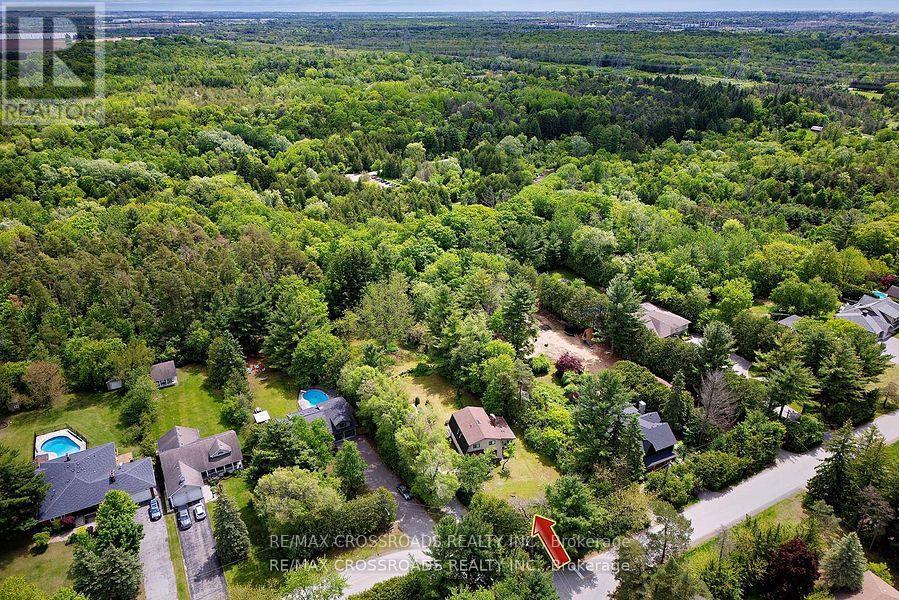 Photo 12 of 5 Shepherd Road, Whitby ON