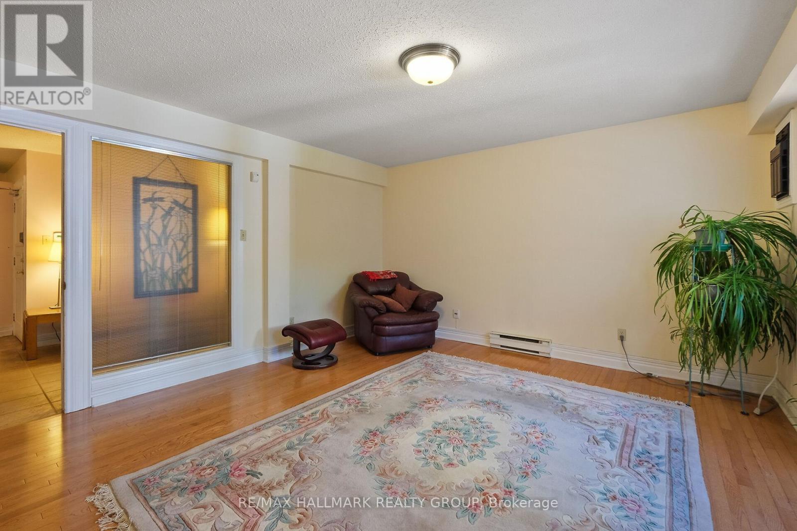 Photo 29 of 202 117 Murray Street, Ottawa ON