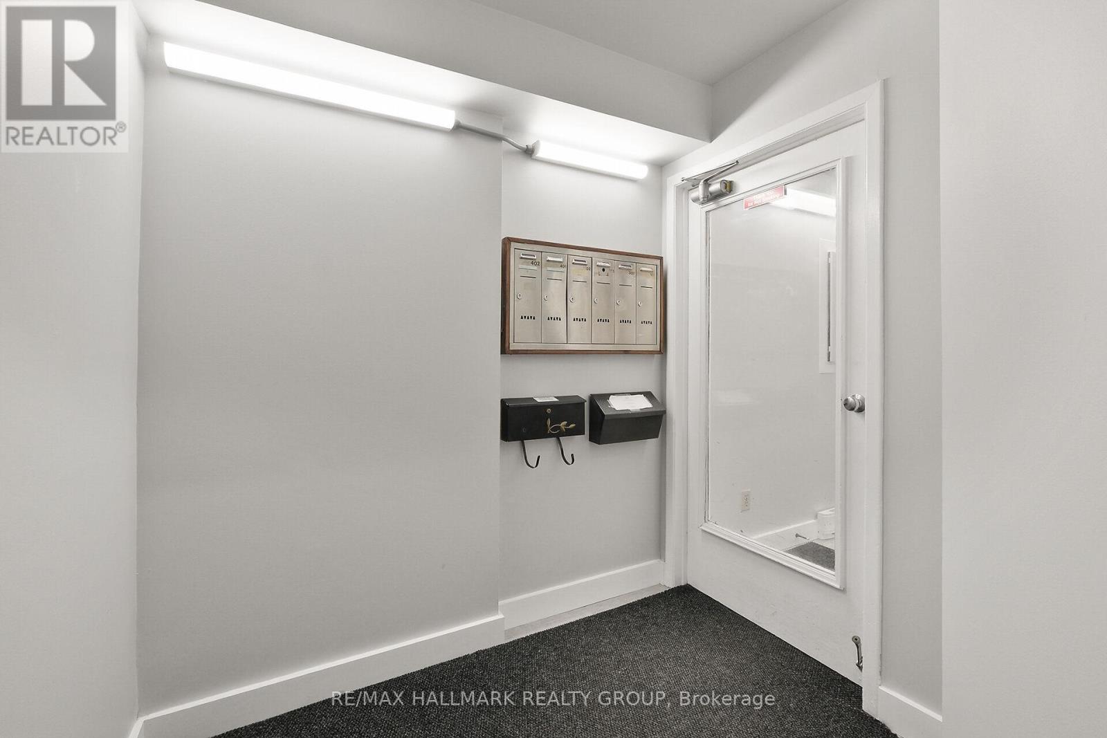 Photo 23 of 202 117 Murray Street, Ottawa ON