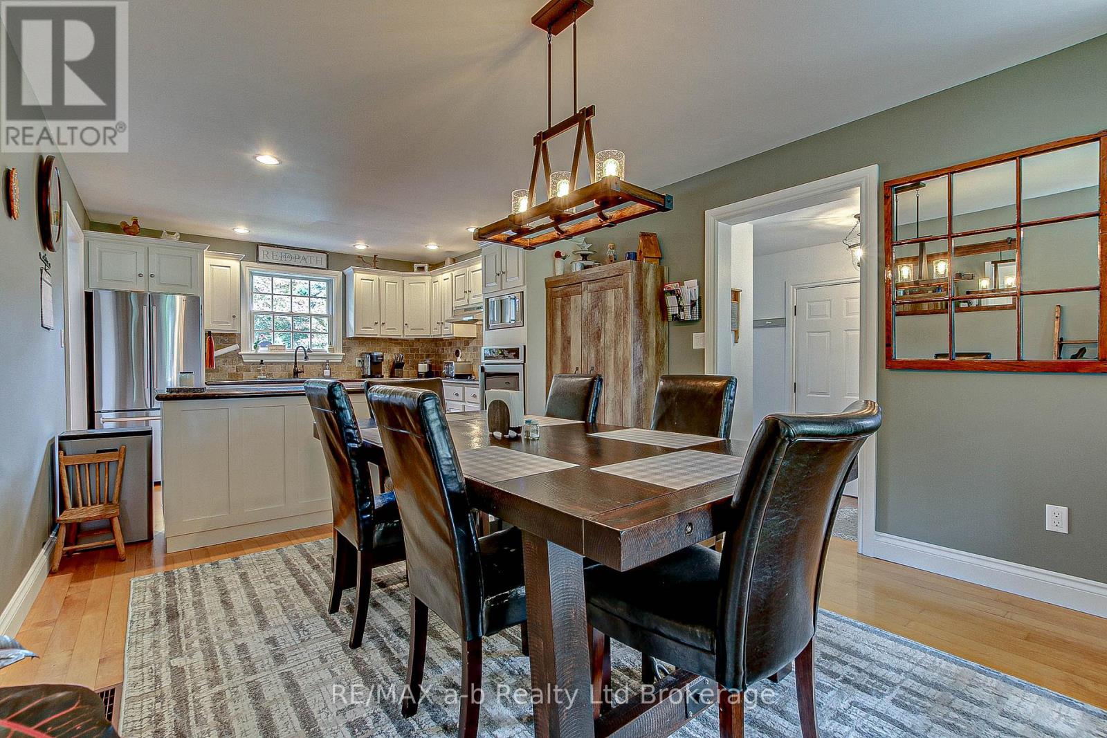 Photo 9 of 81 Windham 9 Road, Norfolk ON