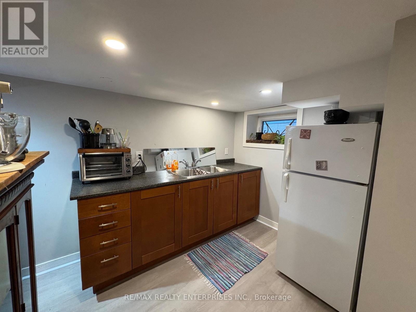 Photo 32 of 1039 5 Cannon Street E, Hamilton ON