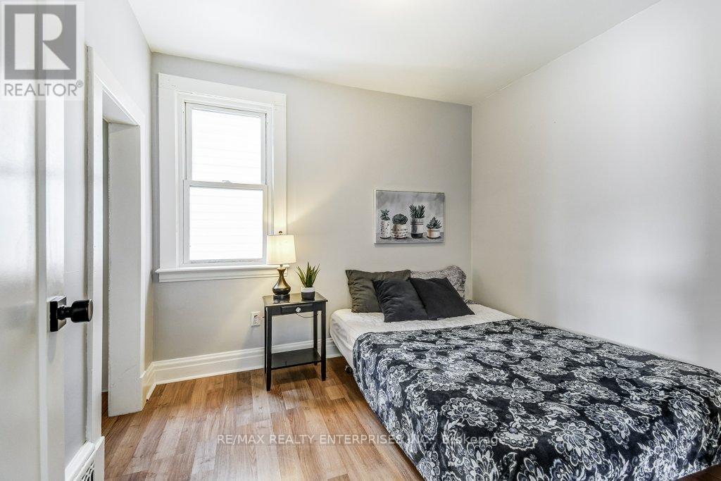 Photo 7 of 1039 5 Cannon Street E, Hamilton ON