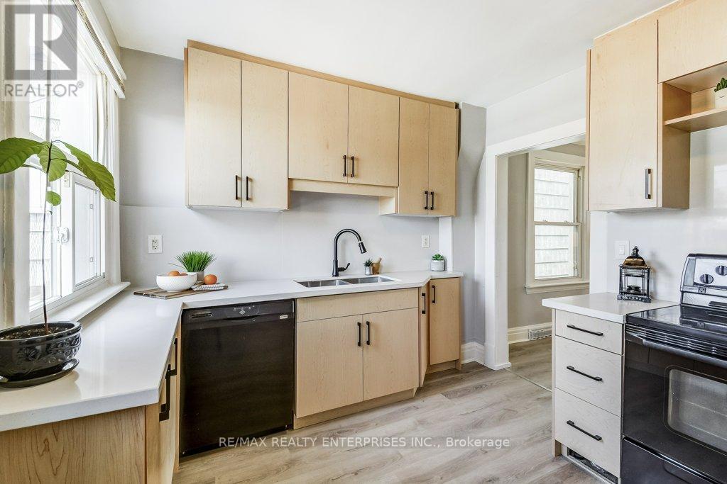 Photo 6 of 1039 5 Cannon Street E, Hamilton ON