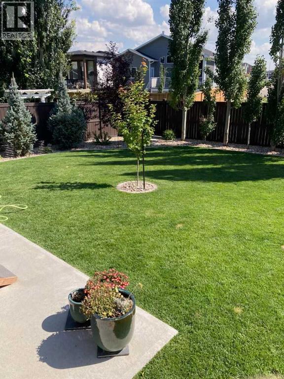 Photo 8 of 2147 Cottonwood Drive, Coaldale AB