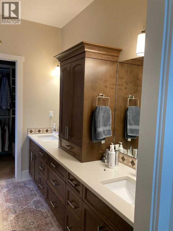 Photo 13 of 2147 Cottonwood Drive, Coaldale AB
