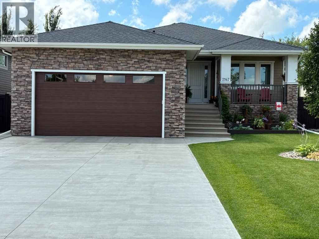 Photo 1 of 2147 Cottonwood Drive, Coaldale AB