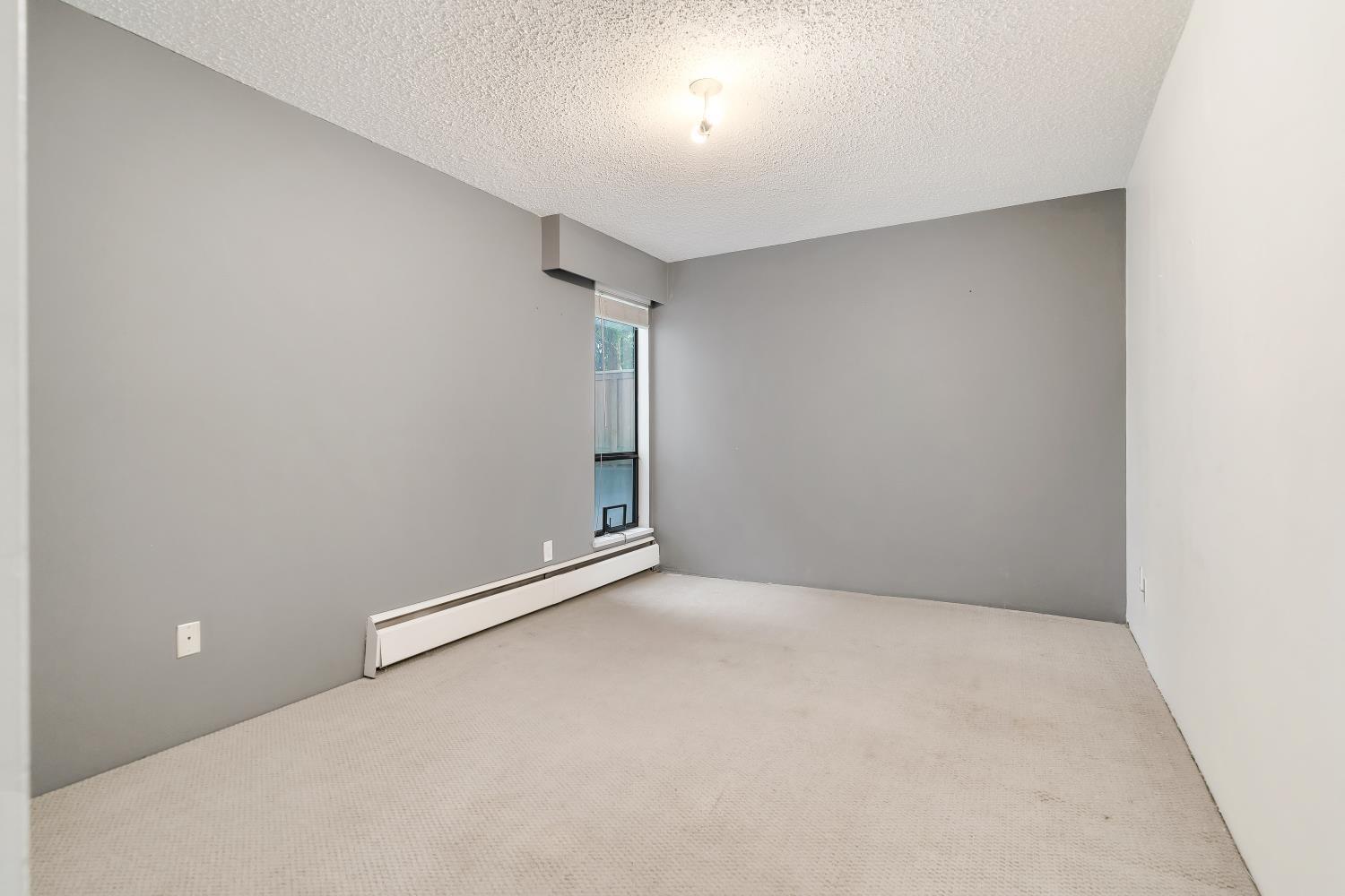 Photo 12 of 105 1330 Martin Street, White Rock BC