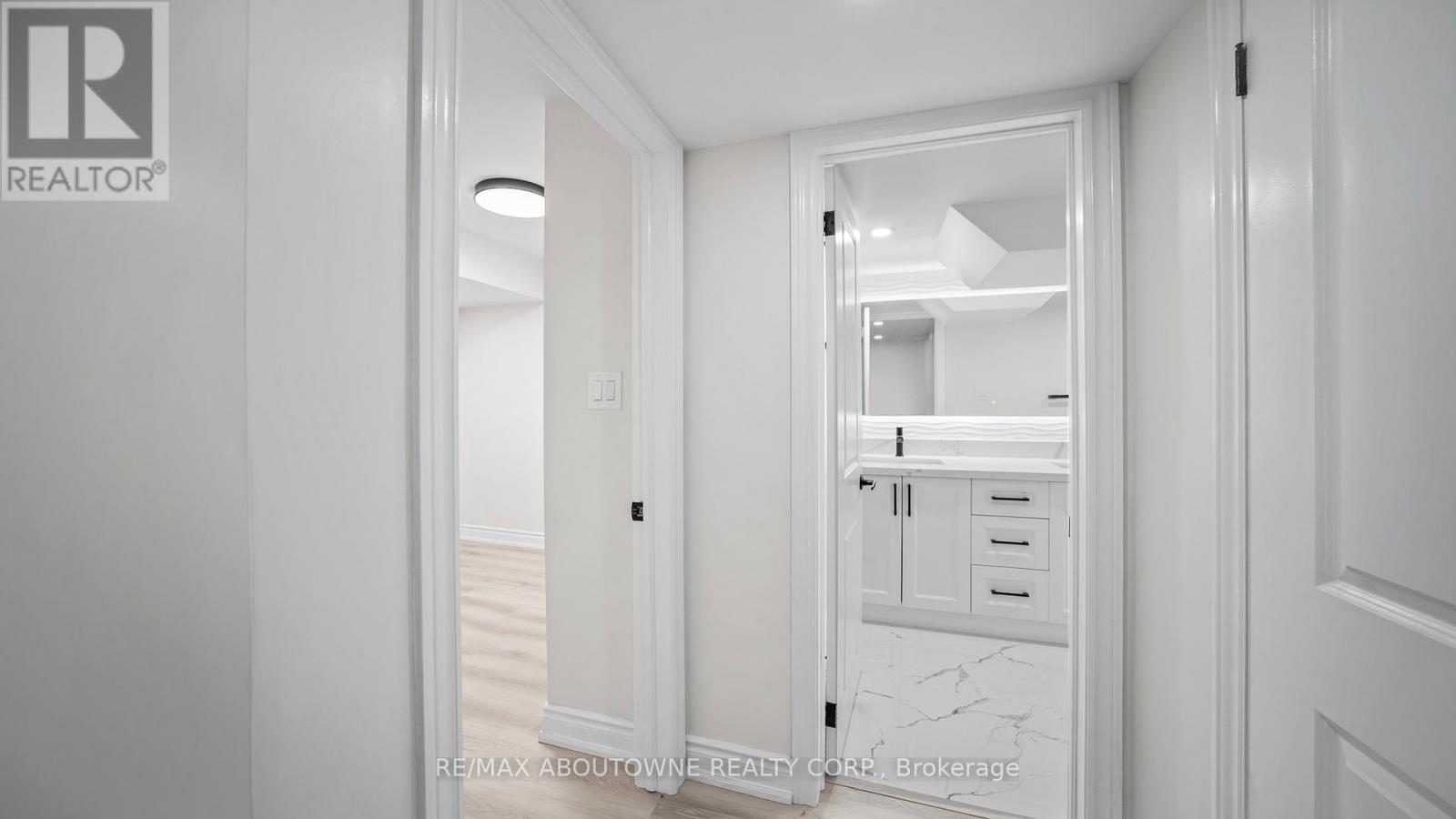 Photo 1 of Lower 341 Ironside Drive, Oakville ON