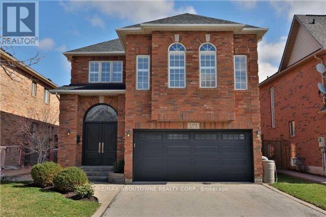 Photo 1 of 2491 Logan Avenue, Oakville ON