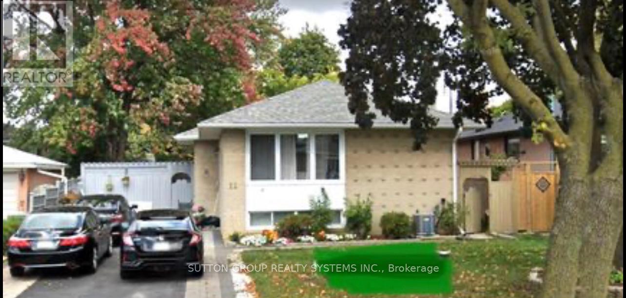 Photo 3 of 12 Wellesworth Drive, Toronto ON