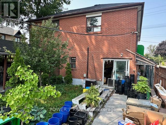 Photo 12 of 237 Park Lawn Road, Toronto ON