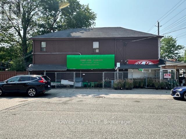Photo 2 of 237 Park Lawn Road, Toronto ON