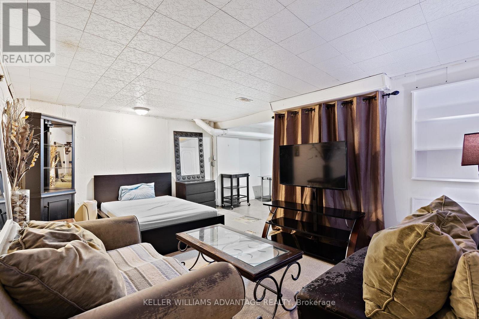 Photo 18 of 1 10 Sentinel Road, Toronto ON