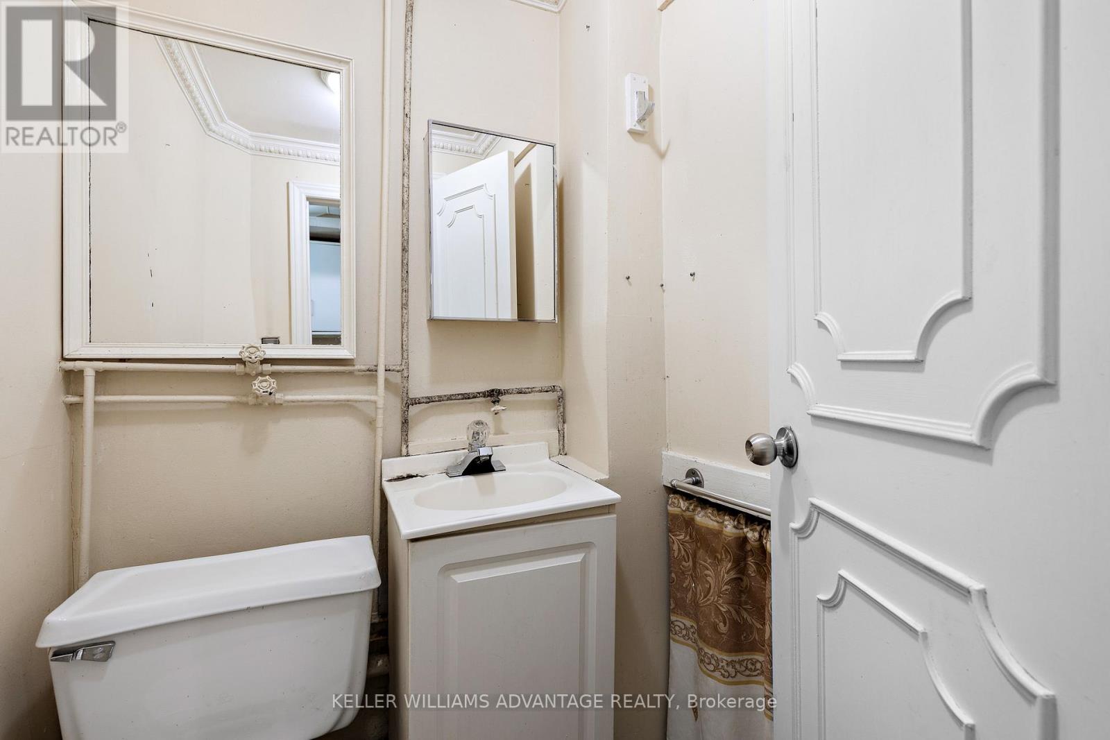 Photo 22 of 1 10 Sentinel Road, Toronto ON