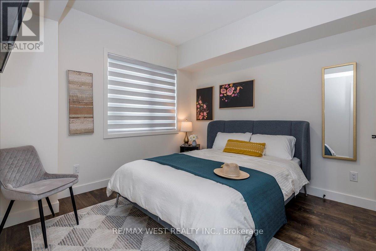 Photo 3 of 301 12 Beckwith Lane, Blue Mountains ON