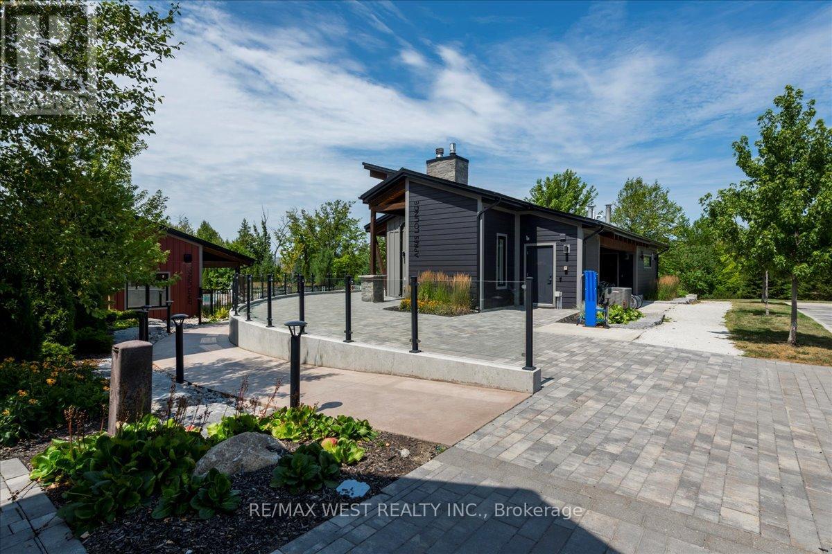 Photo 17 of 301 12 Beckwith Lane, Blue Mountains ON