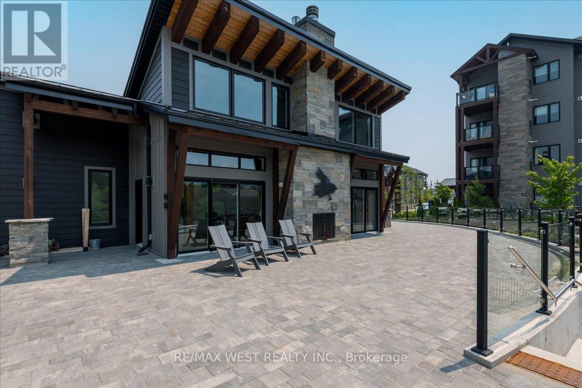 Photo 2 of 301 12 Beckwith Lane, Blue Mountains ON