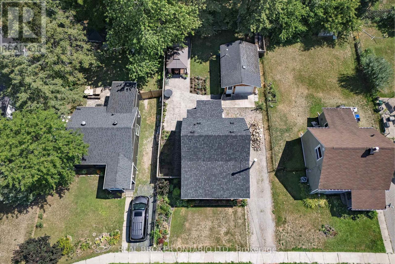 Photo 7 of 127 Elmore Street, Trent Hills ON