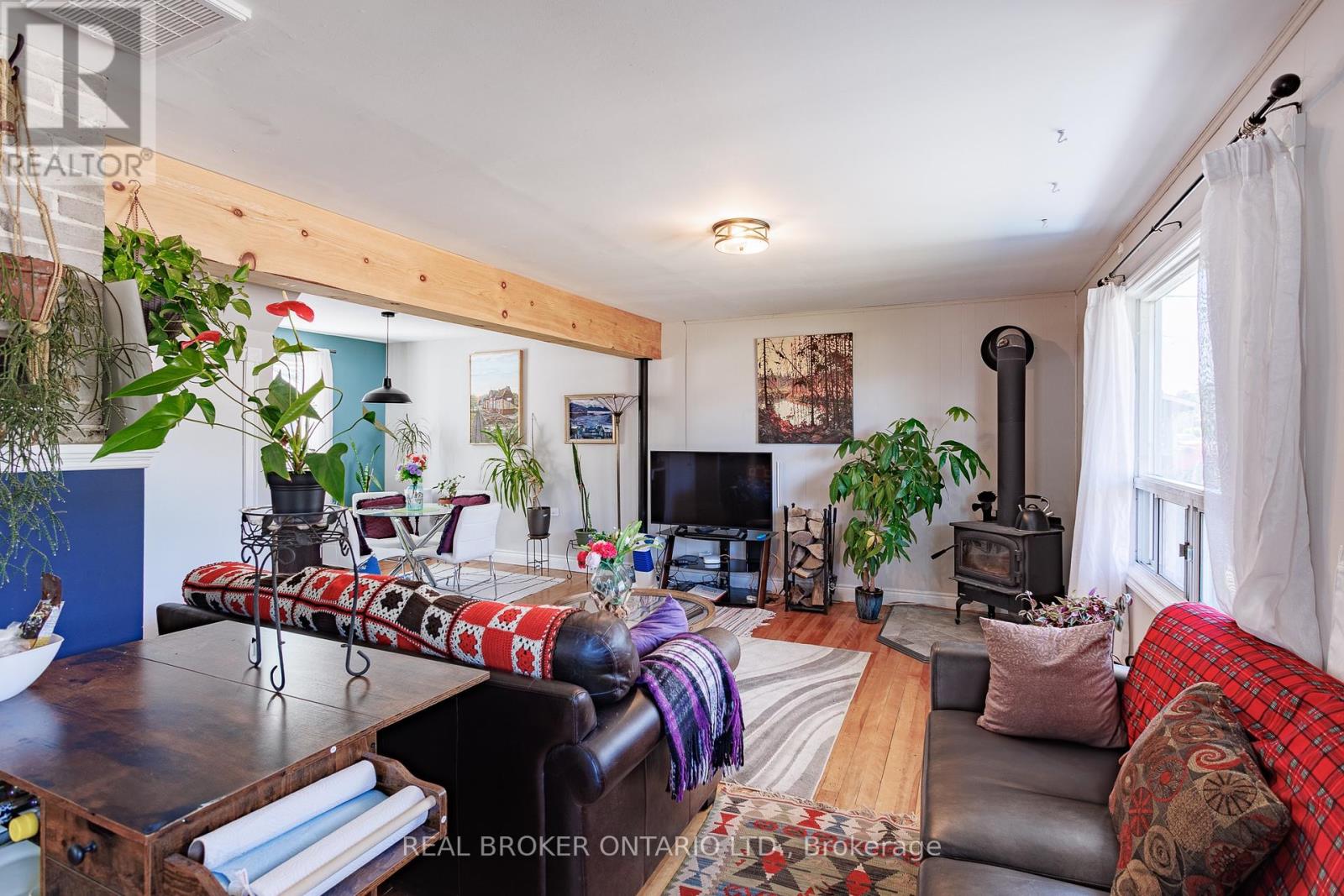 Photo 20 of 127 Elmore Street, Trent Hills ON