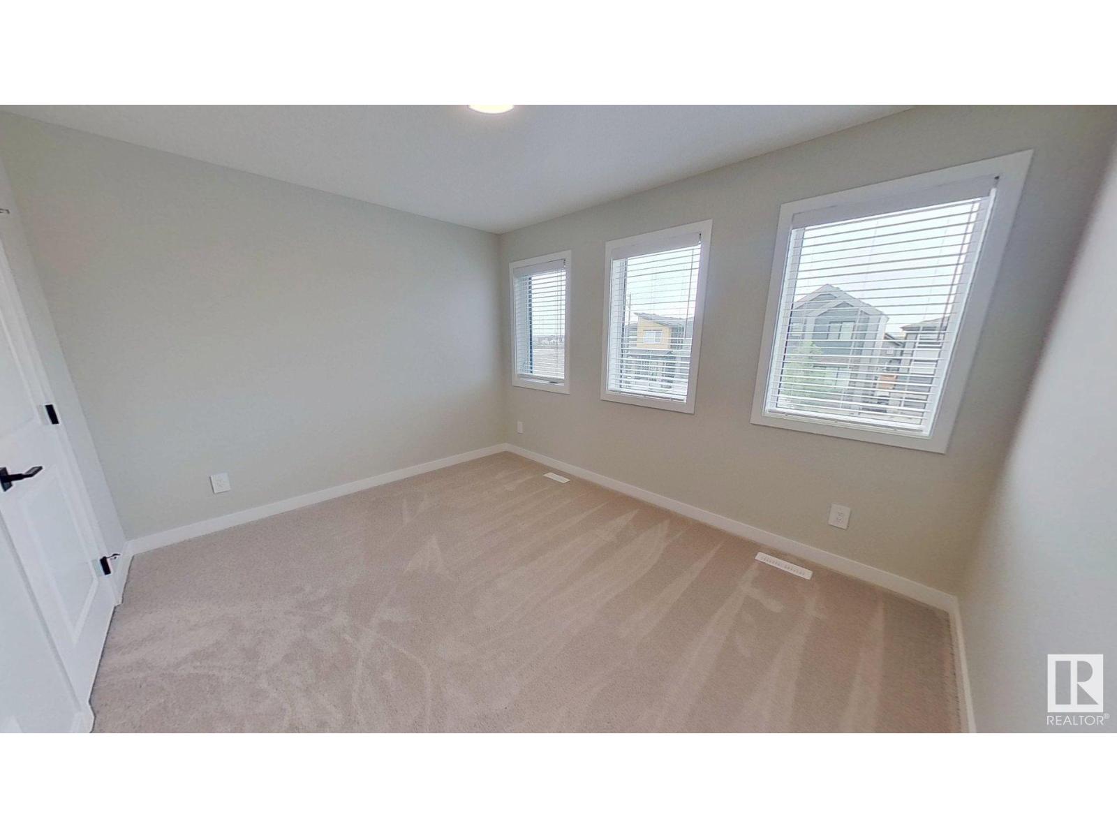 Photo 21 of 118 Canter Wd, Sherwood Park AB