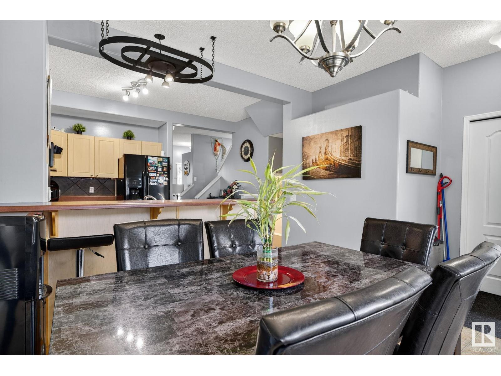 Photo 37 of 38 Birchglen Cr, Leduc AB