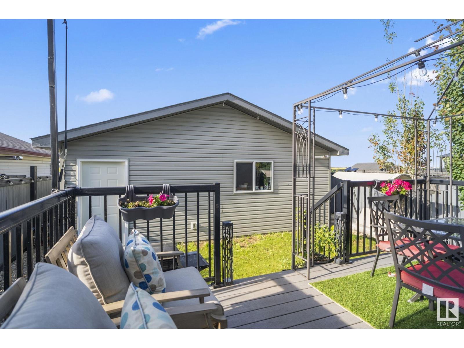 Photo 16 of 38 Birchglen Cr, Leduc AB