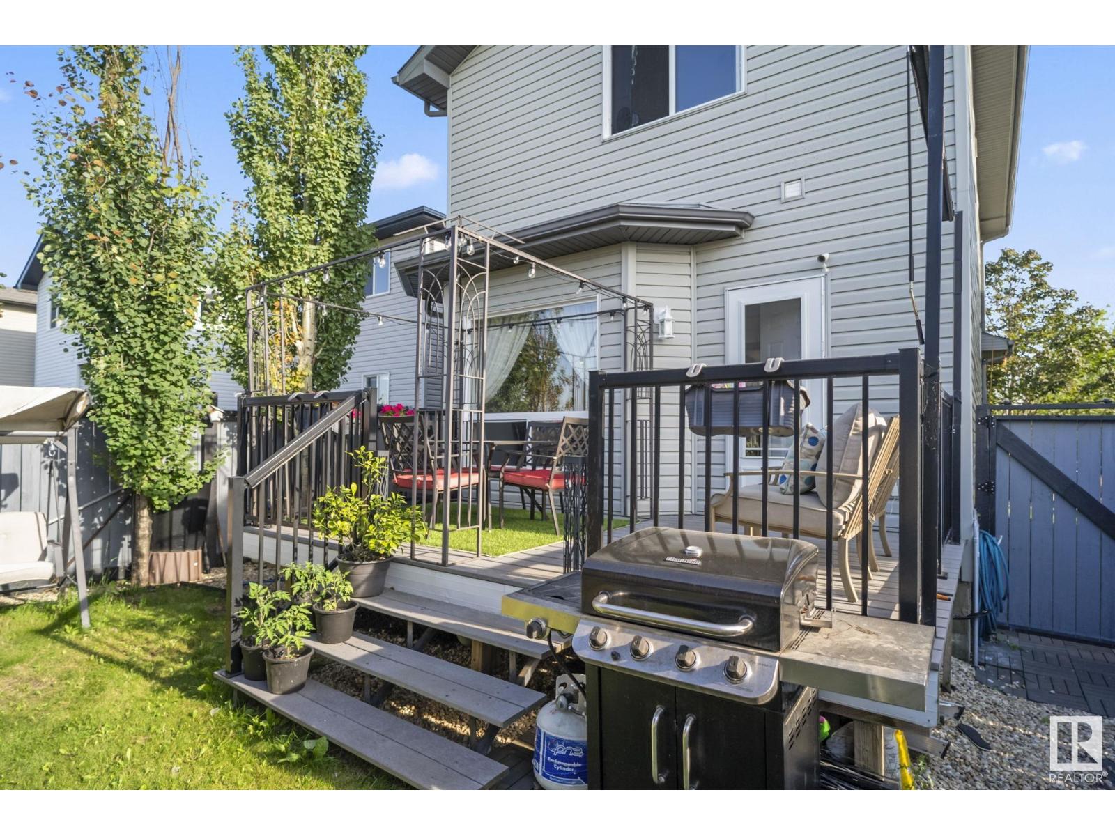 Photo 18 of 38 Birchglen Cr, Leduc AB