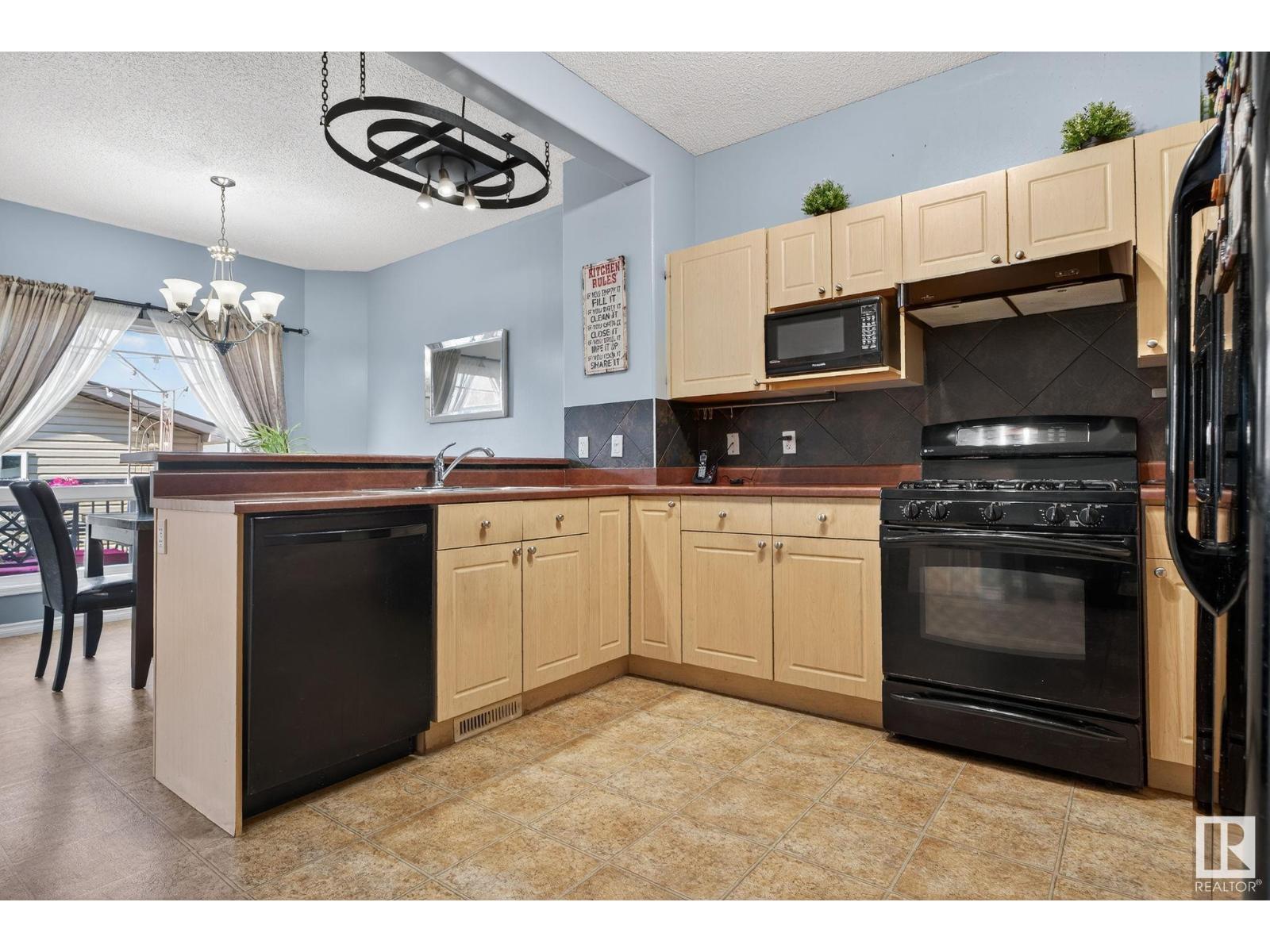 Photo 31 of 38 Birchglen Cr, Leduc AB