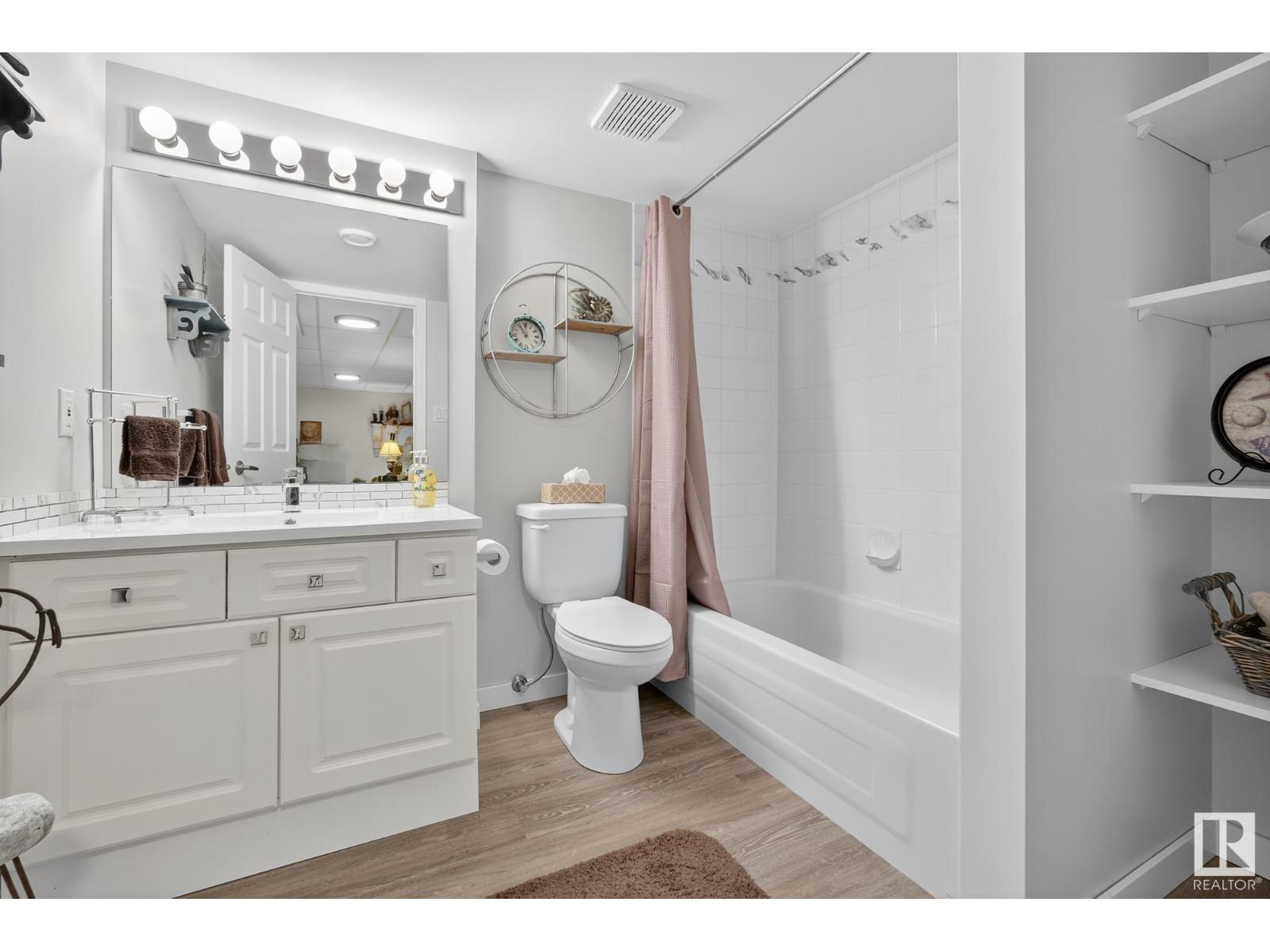 Photo 41 of 4711 25 Av Nw, Edmonton AB