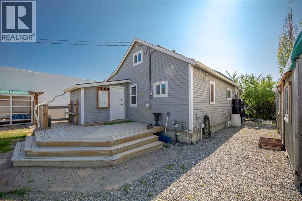 125 River Avenue, Cochrane