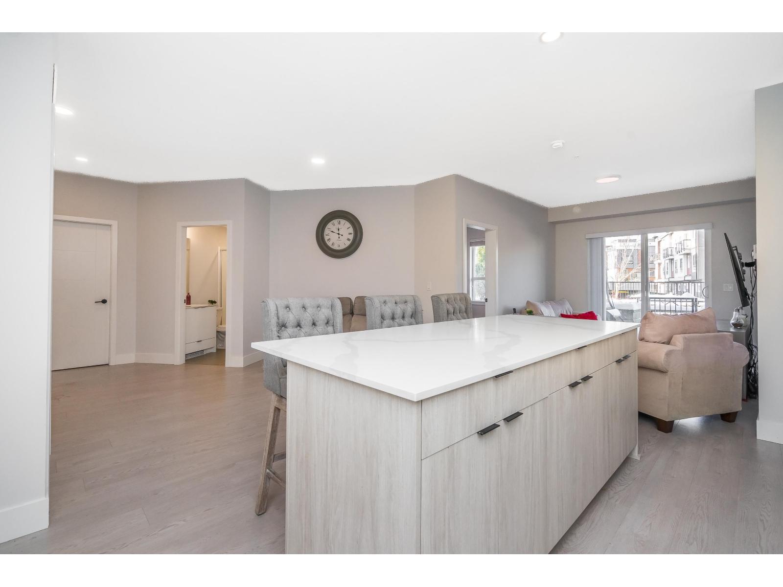 Photo 17 of 120 5486 199 A Street, Langley BC