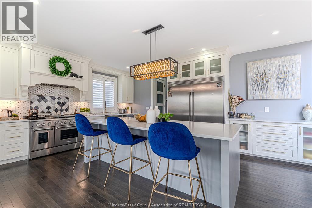 Photo 12 of 929 Chateau, Windsor ON