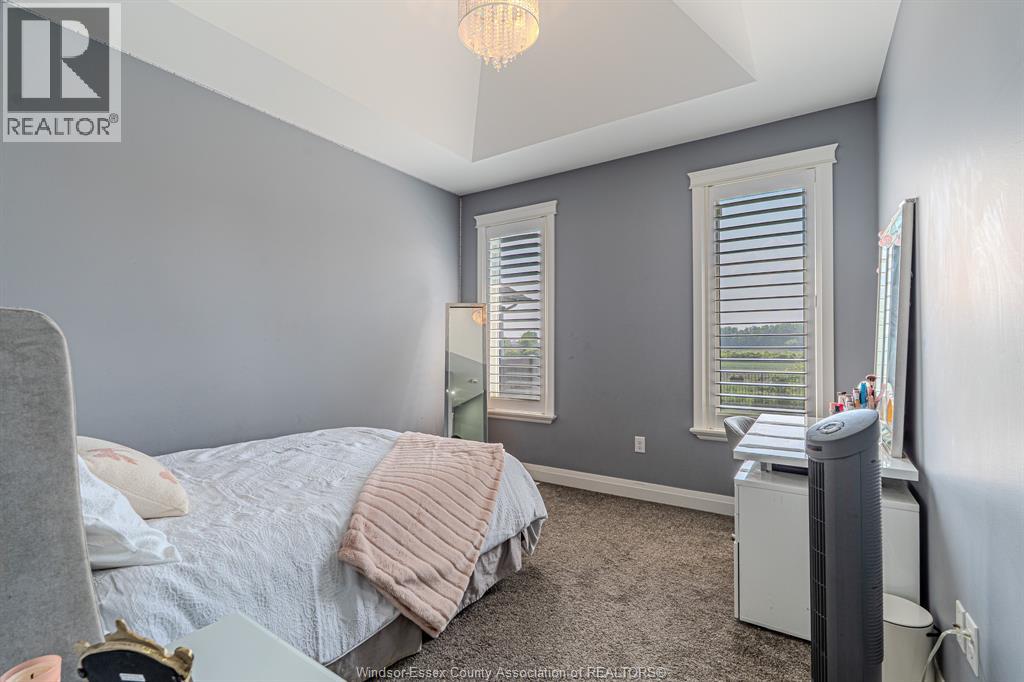 Photo 22 of 929 Chateau, Windsor ON