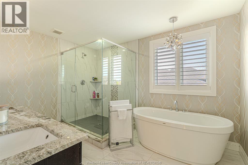 Photo 27 of 929 Chateau, Windsor ON