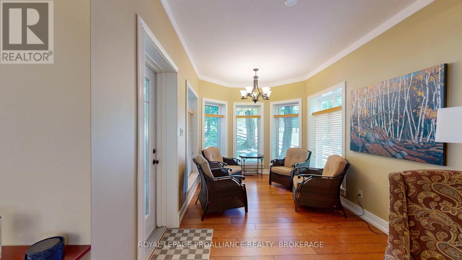 #12-6 532 10TH CONCESSION ROAD - 18